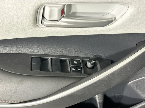 Used 2024 Toyota Corolla SE FWD image 14