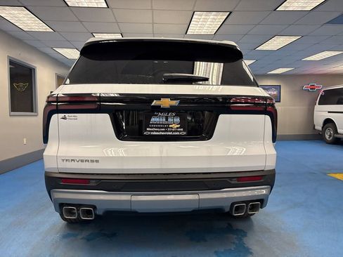 New 2026 Chevrolet Traverse LT w/ LPO, Floor Liner Package image 7