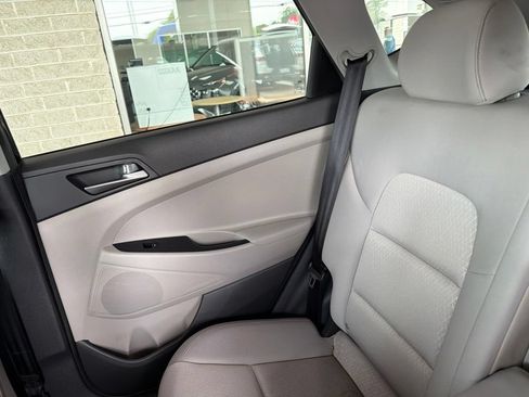 Used 2017 Hyundai Tucson SE w/ SE Popular Package 02 FWD image 15