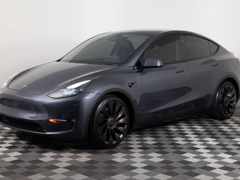 Used 2023 Tesla Model Y Long Range AWD/4WD image 1