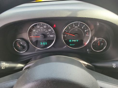 Used 2016 Jeep Wrangler Sport w/ Trailer Tow Group AWD/4WD image 22