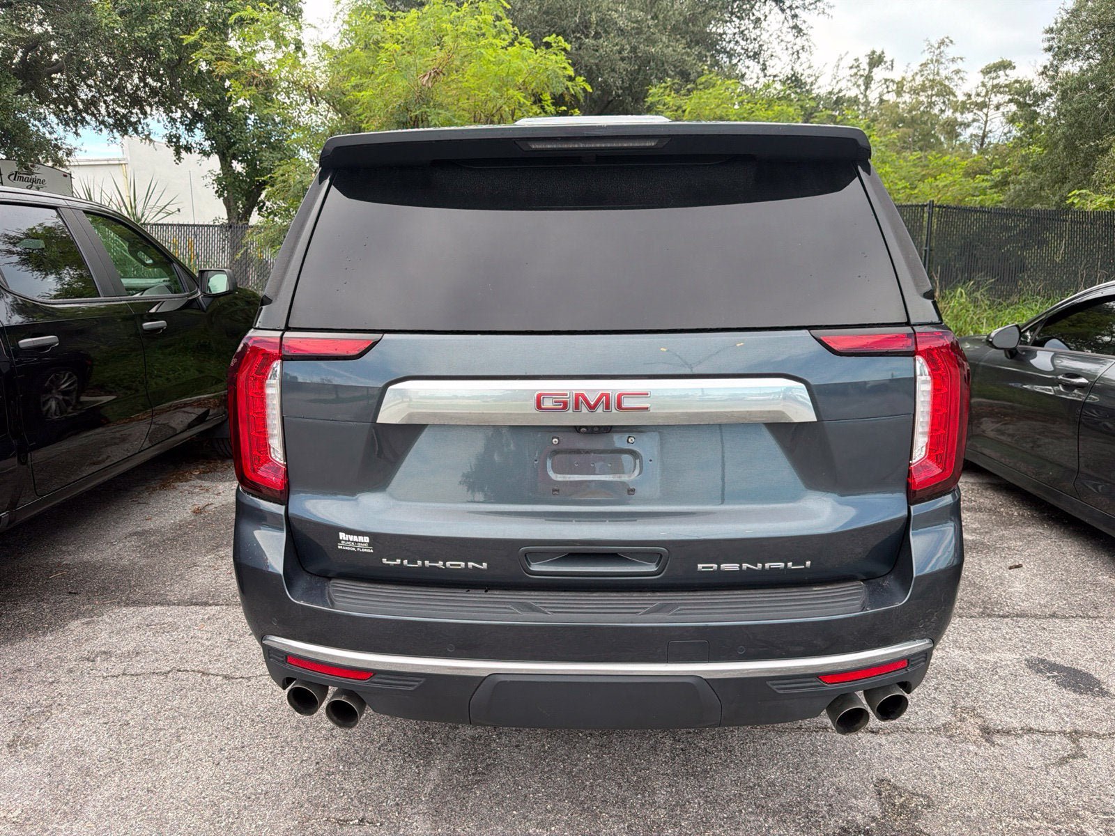 Used 2021 GMC Yukon Denali w/ Denali Ultimate Package AWD/4WD image 8