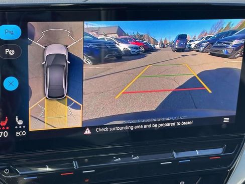 Used 2023 Volkswagen ID.4 Pro S Plus image 16