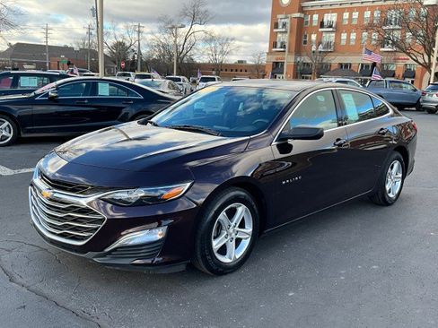 Used 2020 Chevrolet Malibu LS w/ LPO, Convenience Package 1 image 3