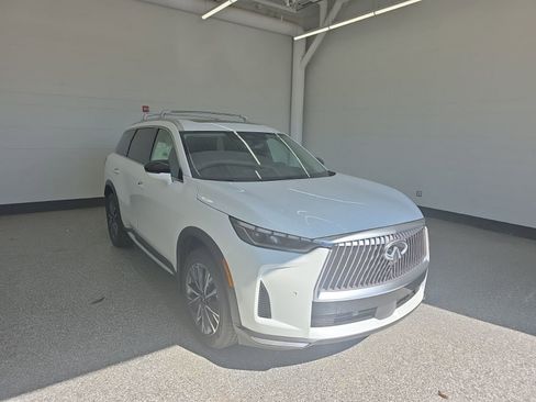 New 2026 INFINITI QX60 Luxe image 7