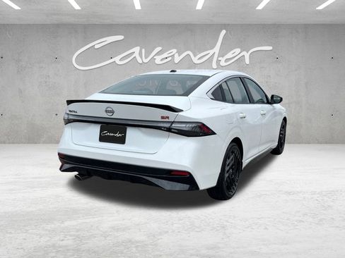 New 2026 Nissan Sentra SR w/ Floor Mat Package FWD image 17