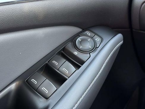 Used 2022 Buick Enclave Essence w/ Experience Buick Package image 20