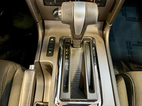 Used 2011 Ford Mustang Coupe w/ 101A Rapid Spec Order Code RWD image 20