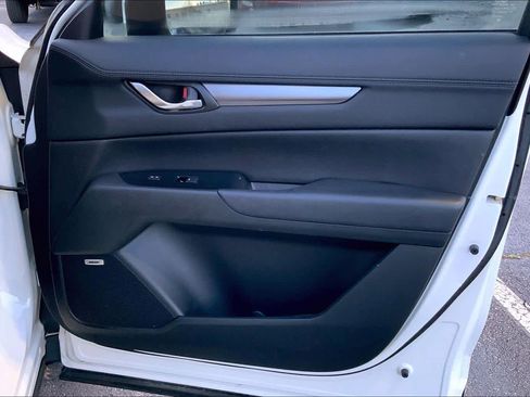 Used 2019 MAZDA CX-5 Touring image 22