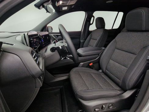 New 2026 Chevrolet Traverse LT w/ Driver Confidence Package image 14