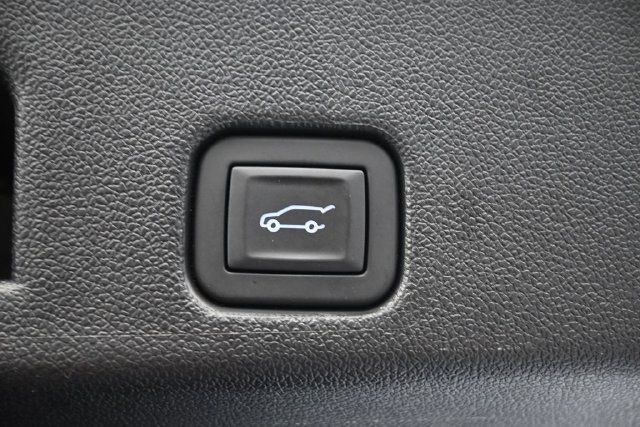 Used 2026 Buick Enclave Preferred FWD image 10