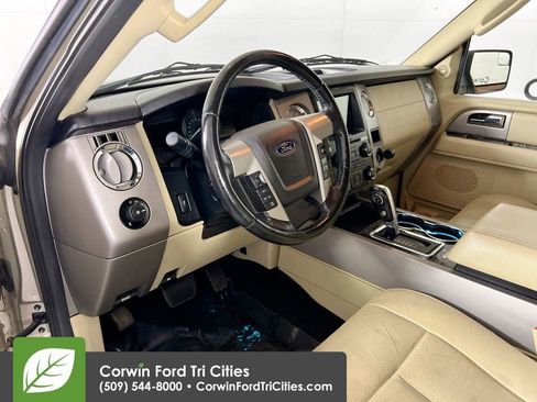 Used 2017 Ford Expedition EL Limited AWD/4WD image 3
