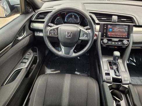 Used 2018 Honda Civic EX image 19