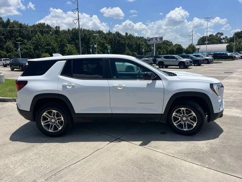 Used 2025 GMC Terrain Elevation AWD/4WD image 9