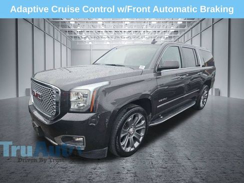 Used 2017 GMC Yukon XL Denali w/ Open Road Package AWD/4WD image 4