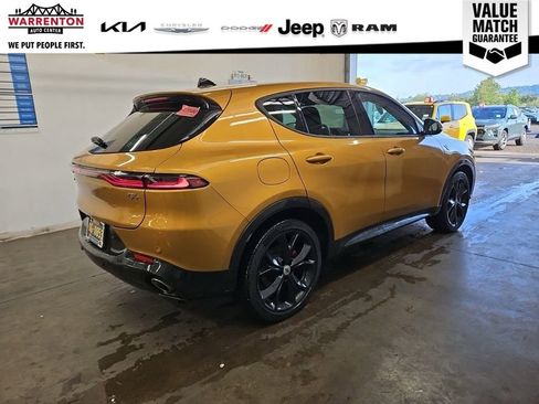 Used 2024 Dodge Hornet R/T Plus w/ Track Pack AWD/4WD image 7