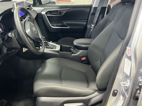 Used 2025 Toyota RAV4 LE FWD image 11
