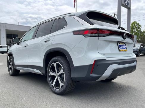 New 2026 Volkswagen Tiguan SE AWD/4WD image 6