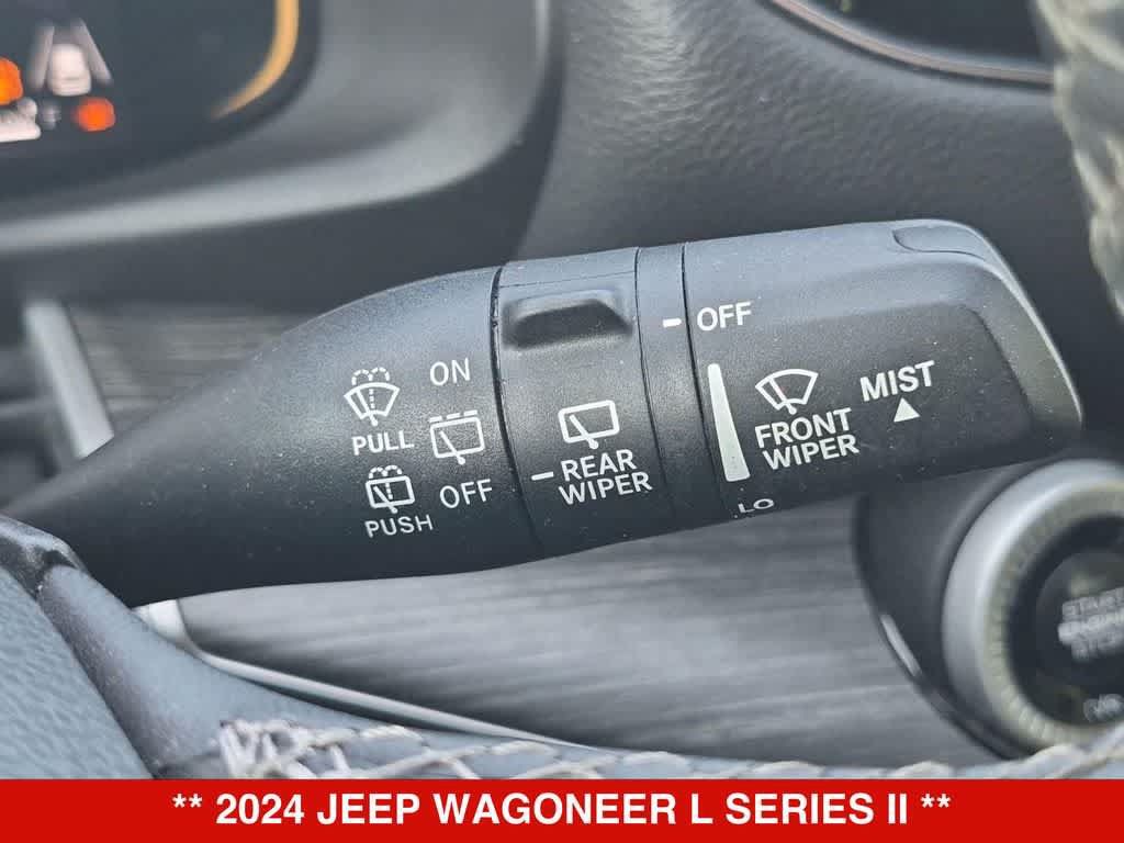 Used 2024 Jeep Wagoneer L Series II w/ Flexible Seating Group AWD/4WD image 25