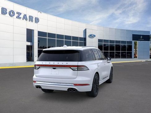 New 2025 Lincoln Aviator Black Label image 8