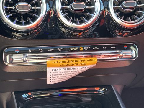 New 2026 Mercedes-Benz GLA 35 AMG AMG GLA 35 4MATIC SUV image 29