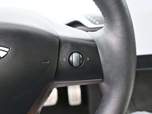 Used 2023 Tesla Model Y Performance AWD/4WD image 20