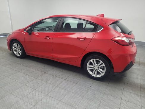 Used 2019 Chevrolet Cruze LT w/ Convenience Package FWD image 3