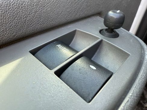 Used 2024 Chevrolet Express 2500 w/ Driver Convenience Package image 10