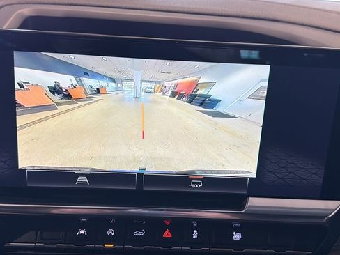 Used 2022 GMC Sierra 1500 Elevation image 35