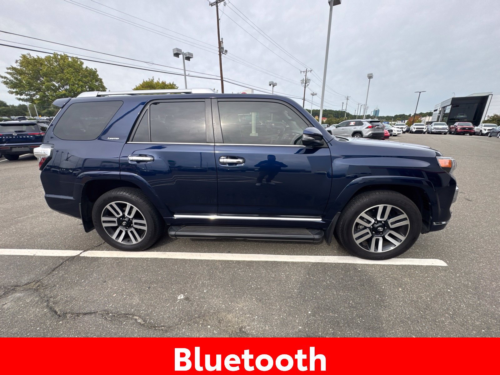 Used 2024 Toyota 4Runner Limited AWD/4WD image 9