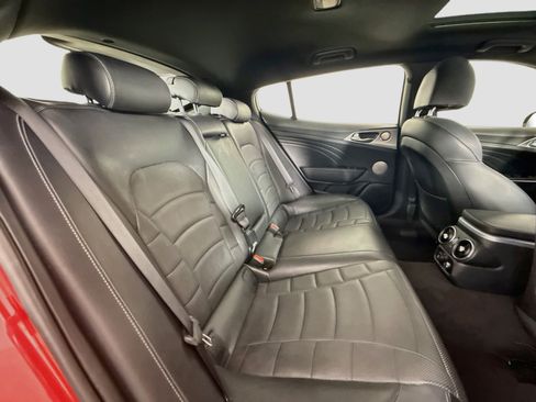 Used 2023 Kia Stinger GT2 RWD image 30