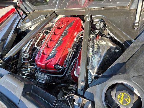 Used 2025 Chevrolet Corvette Stingray Coupe w/ 1LT RWD image 15