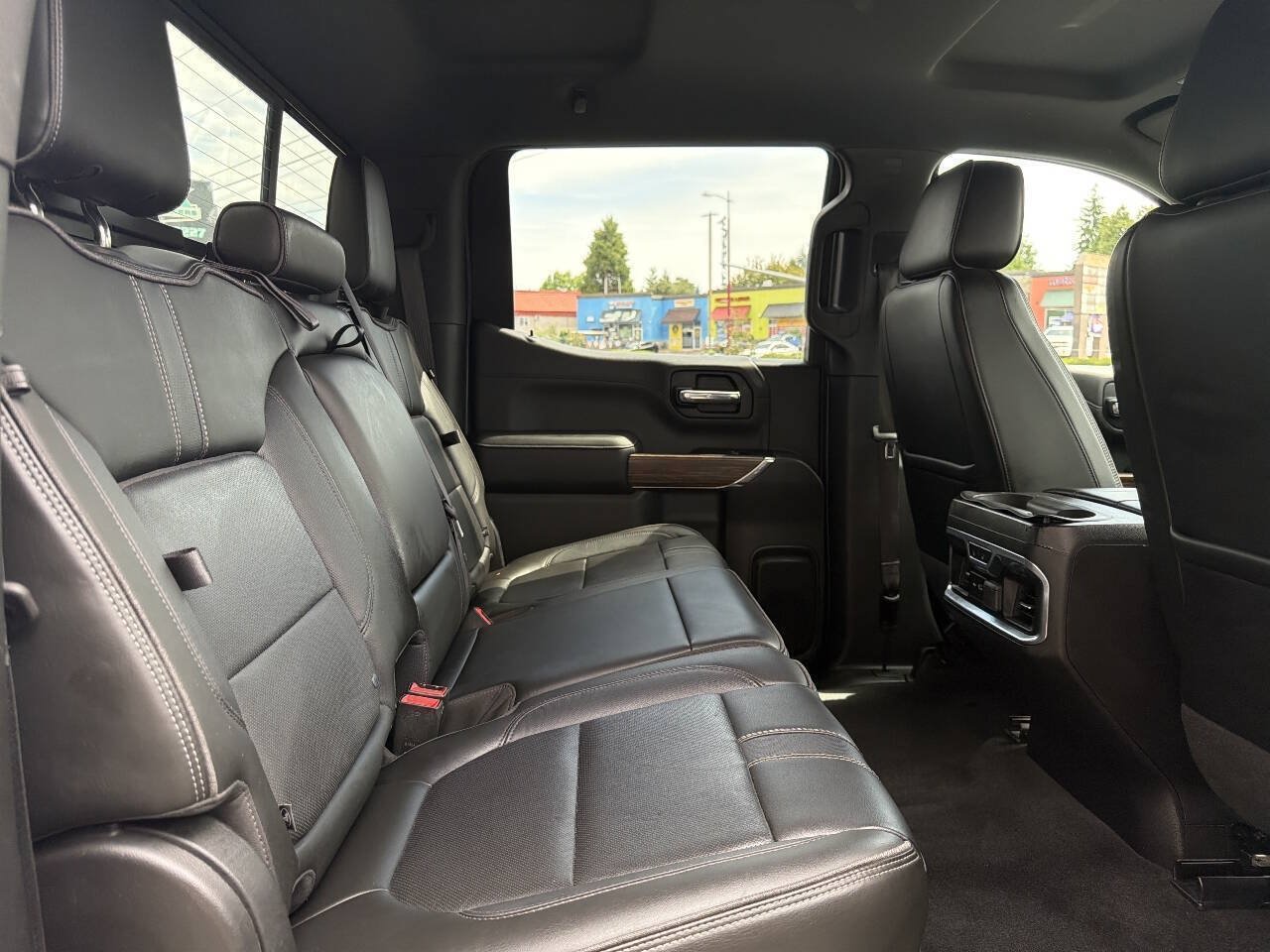 Used 2019 Chevrolet Silverado 1500 High Country w/ Technology Package AWD/4WD image 21