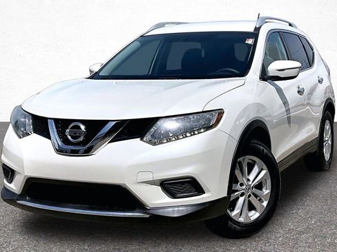 Used 2015 Nissan Rogue SV FWD image 4
