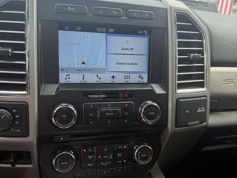 Used 2017 Ford F350 Lariat AWD/4WD image 9