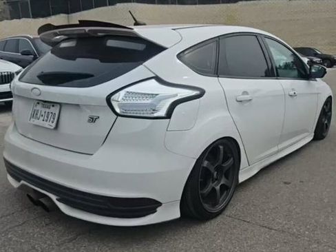 Used 2018 Ford Focus ST w/ Equipment Group 401A image 22