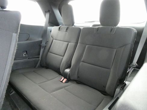 Used 2020 Ford Explorer XLT w/ Class III Trailer Tow Package image 18