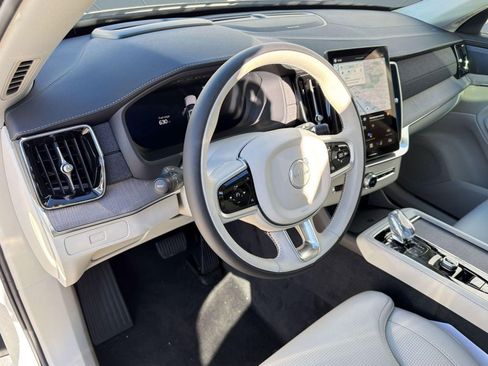 New 2026 Volvo XC90 B6 Ultra w/ Protection Package AWD/4WD image 4