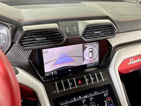 Used 2020 Lamborghini Urus image 20