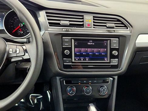 Used 2018 Volkswagen Tiguan S FWD image 17
