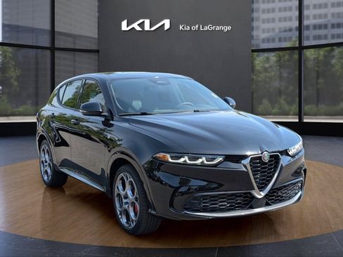 Used 2024 Alfa Romeo Tonale Ti AWD/4WD image 9