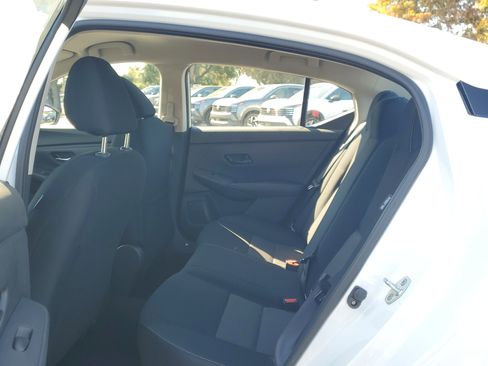 New 2025 Nissan Sentra SV image 8