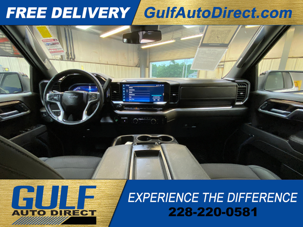 Used 2026 Chevrolet Silverado 1500 RST AWD/4WD image 2