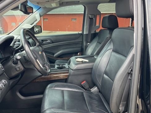 Used 2018 Chevrolet Tahoe LT w/ Luxury Package image 7