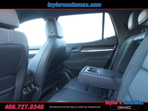 New 2026 GMC Terrain AT4 w/ Convenience Package III AWD/4WD image 32