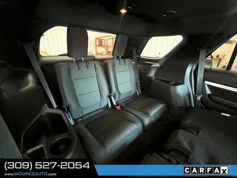 Used 2017 Ford Explorer XLT w/ Class II Trailer Tow Package FWD image 9