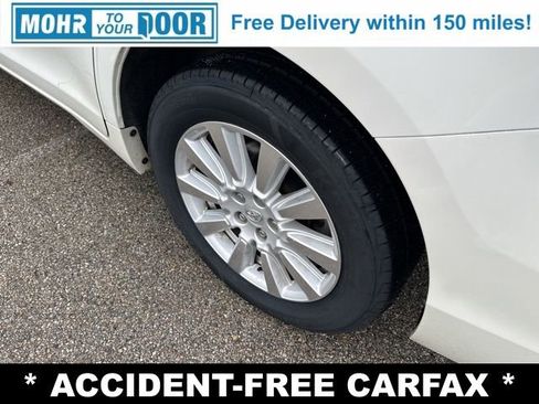 Used 2017 Toyota Sienna XLE Premium image 37