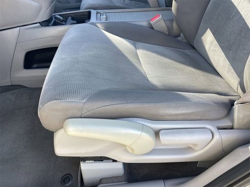 Used 2013 Honda CR-V LX image 19