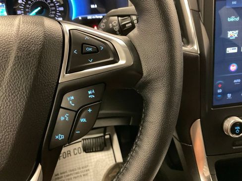 Used 2024 Ford Edge Titanium AWD/4WD image 21