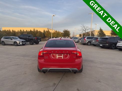Used 2018 Volvo S60 T5 Dynamic w/ Vision Package image 6